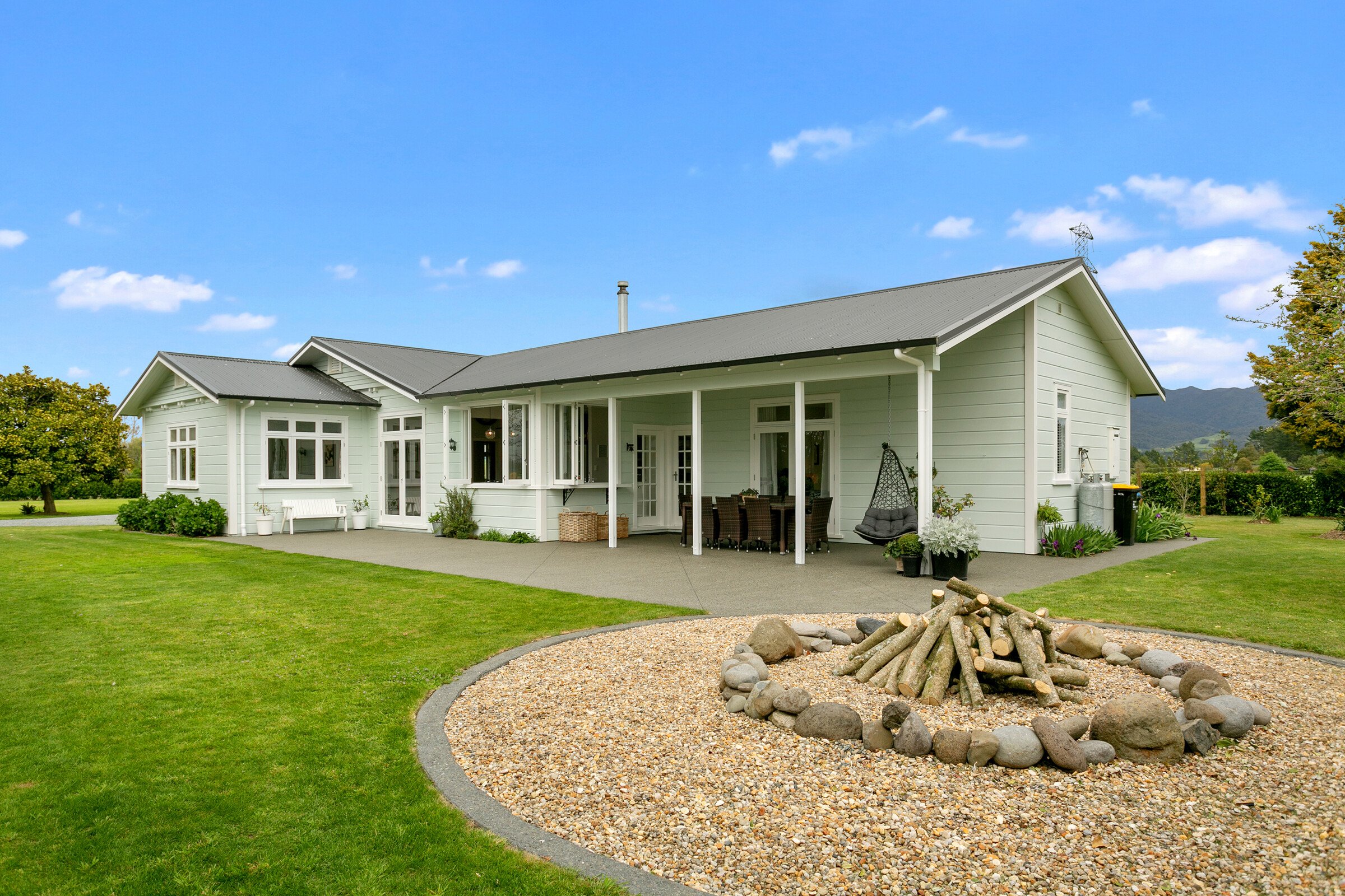 Image of Oakshott Road, renovated home by Whitechurch Construction, Waikato residential builders.