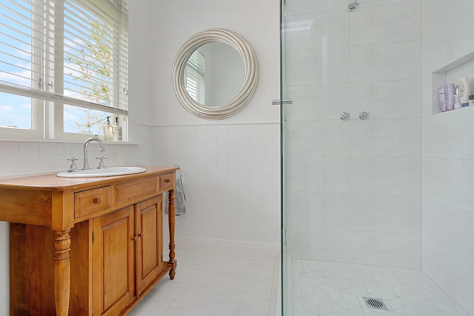 Interior images of Oakshott Road, renovated home by Whitechurch Construction, Waikato residential builders.