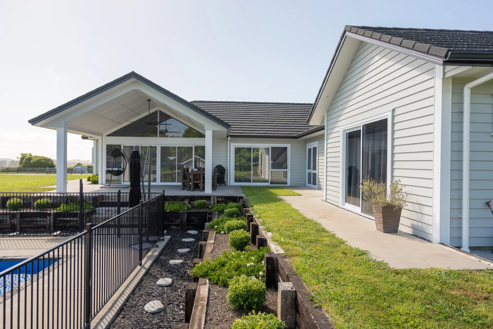 Exterior images of Aubrey Way new build by Whitechurch Construction, Waikato residential builders.